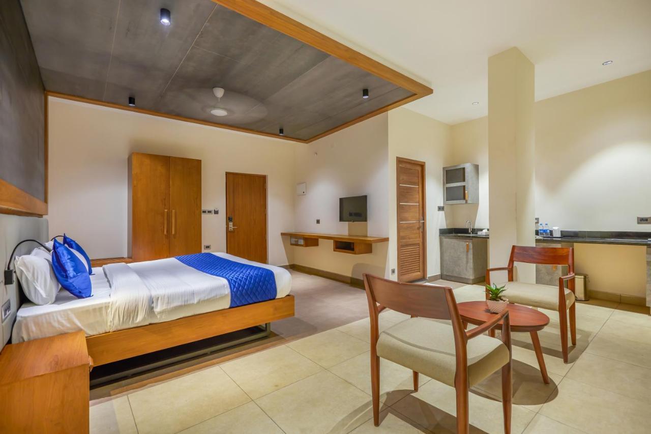 Hotel Cason International Kondotty Экстерьер фото
